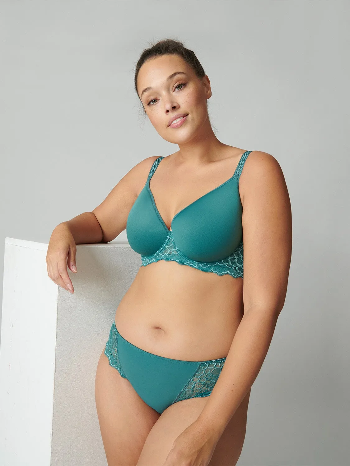 Caresse 3D Plunge - Boreal Green