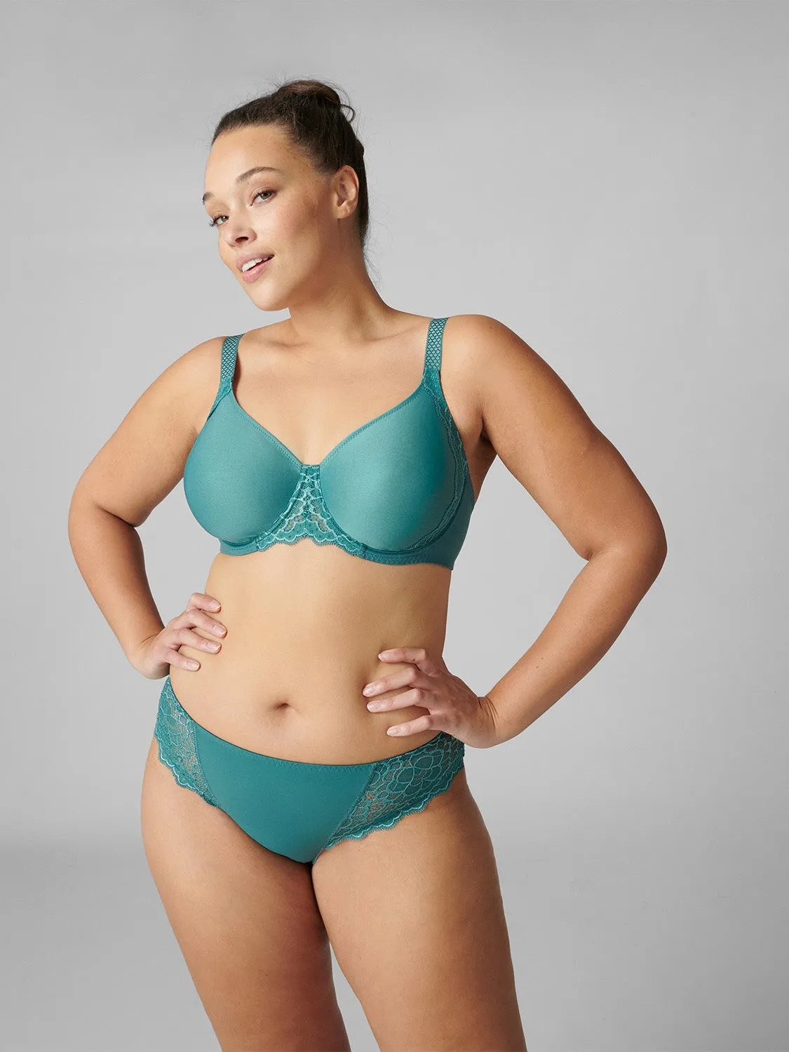 Caresse Minimizer - Boreal Green