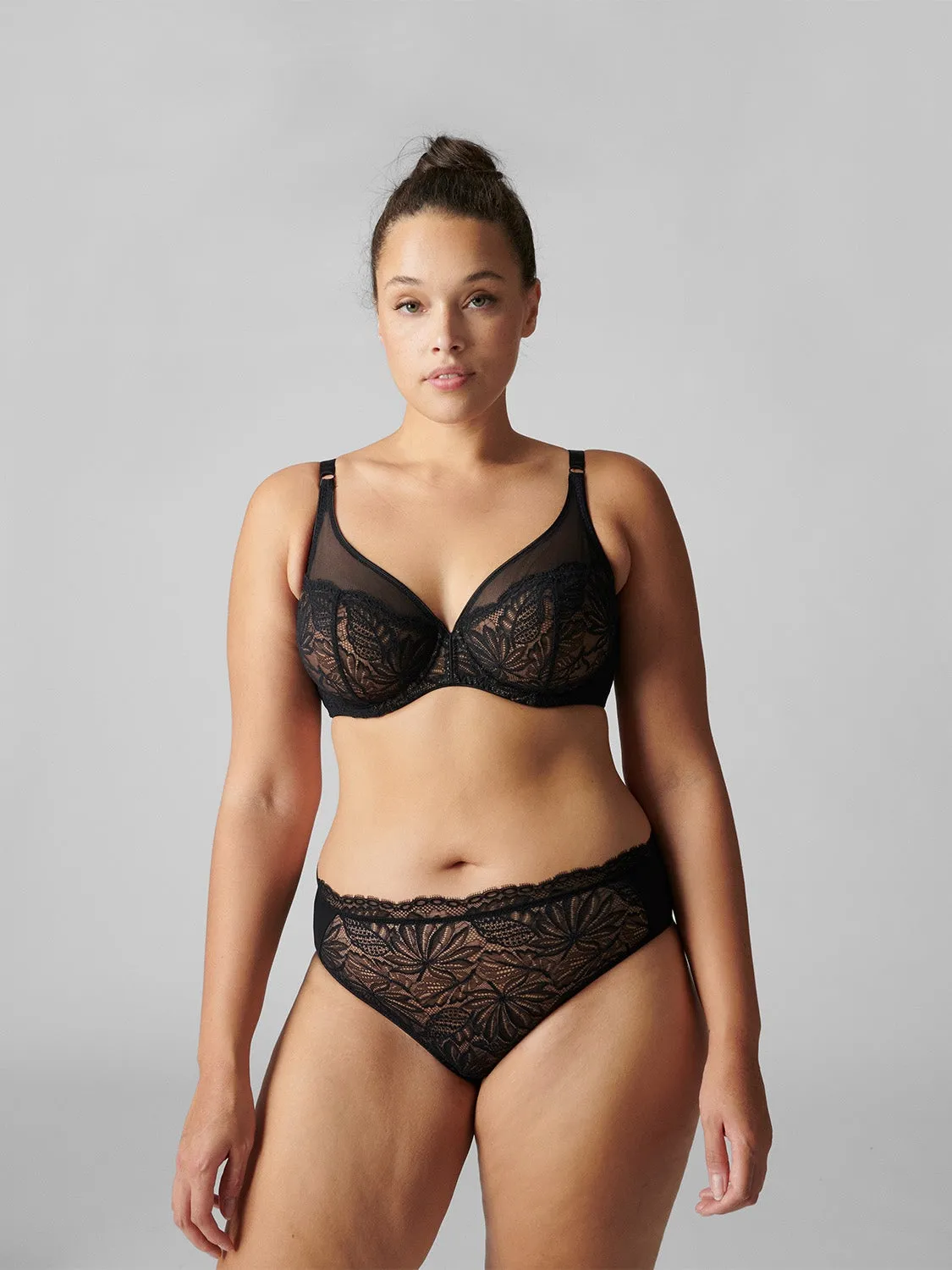 Exotica Full Coverage Plunge - Black