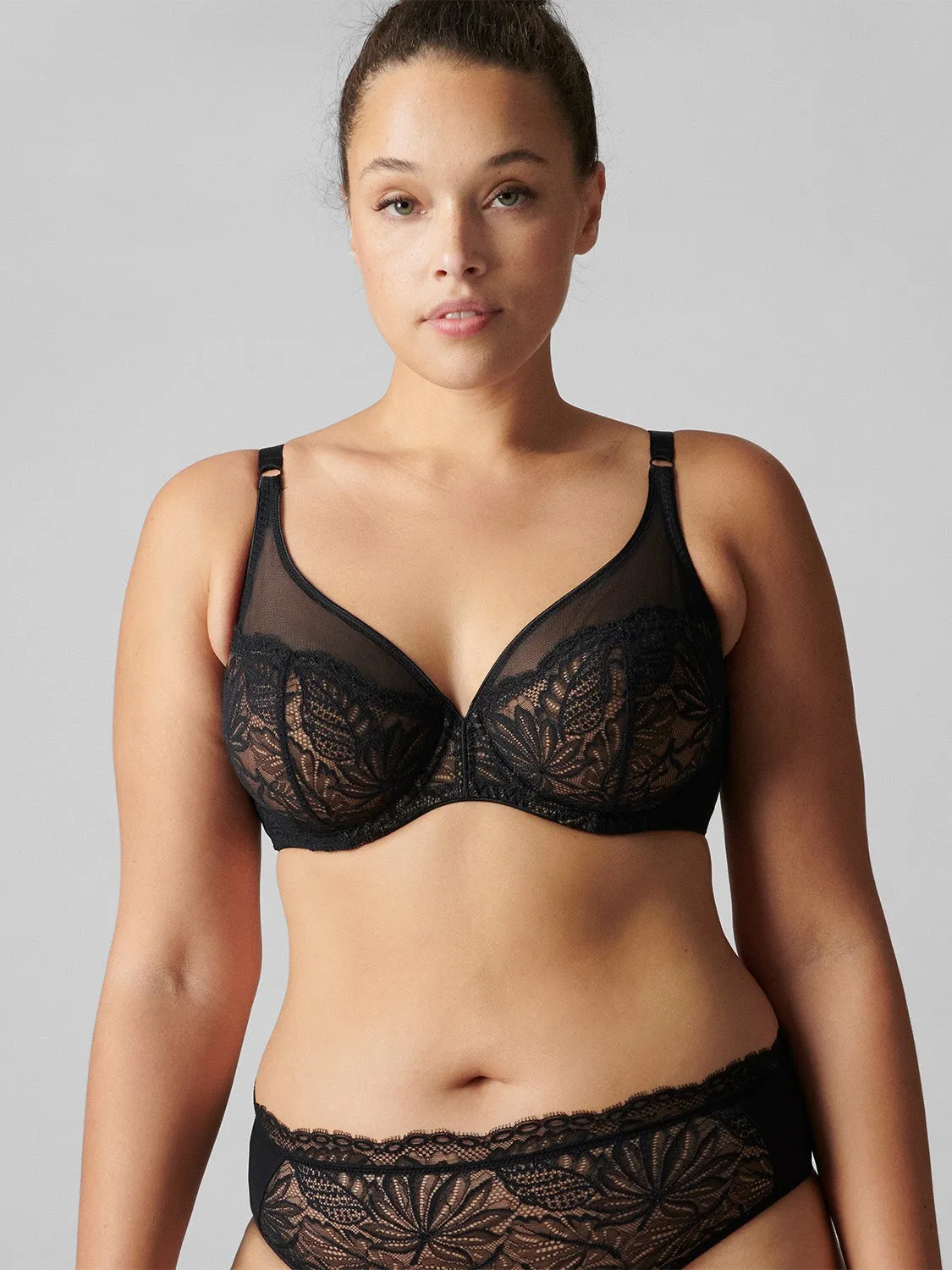 Exotica Full Coverage Plunge - Black