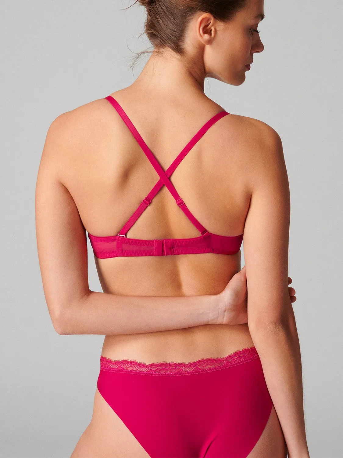 Exotica Triangle Contour - Raspberry