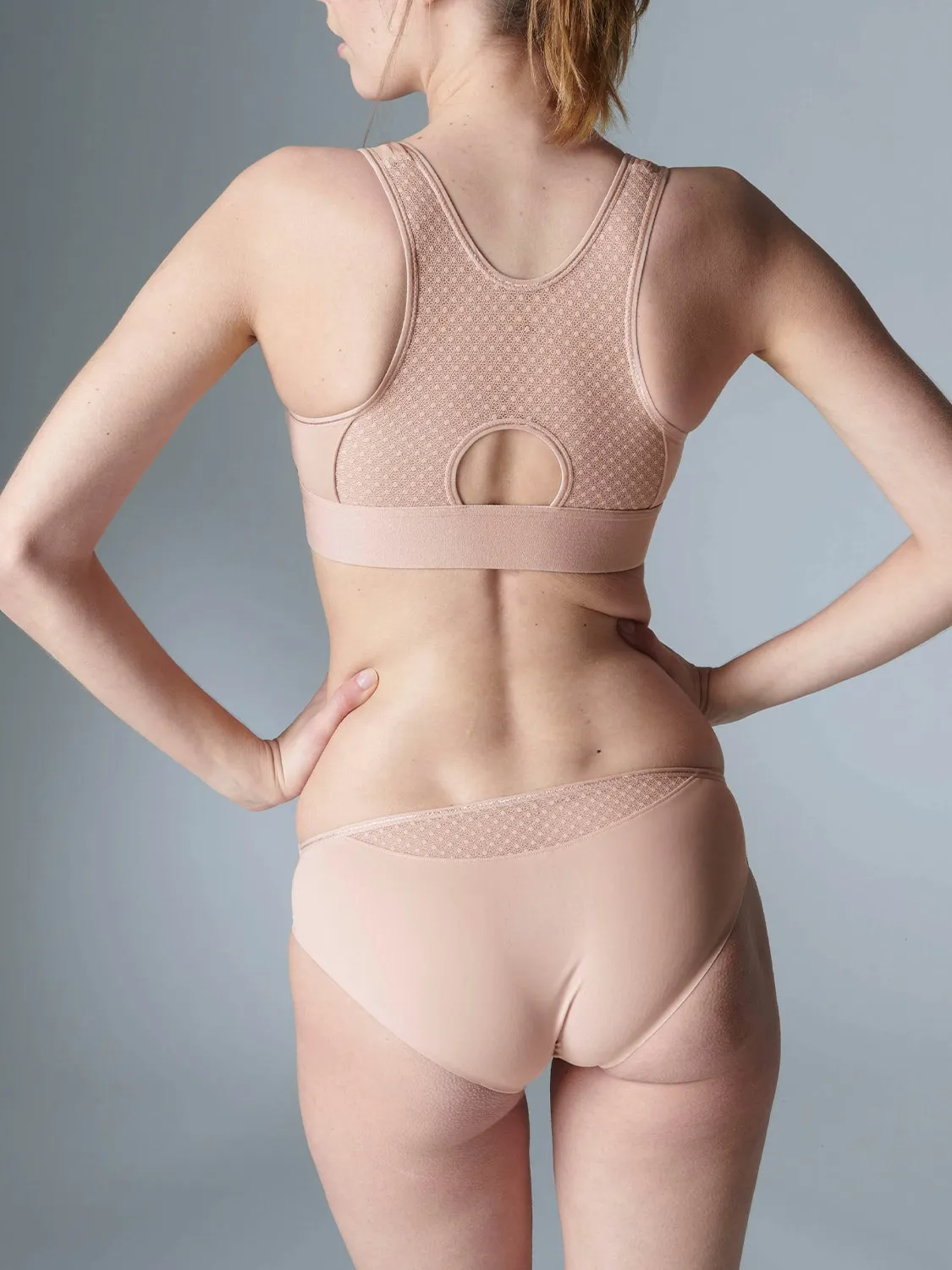 Harmony Medium Impact Wireless Sports Bra - Yogi Pink