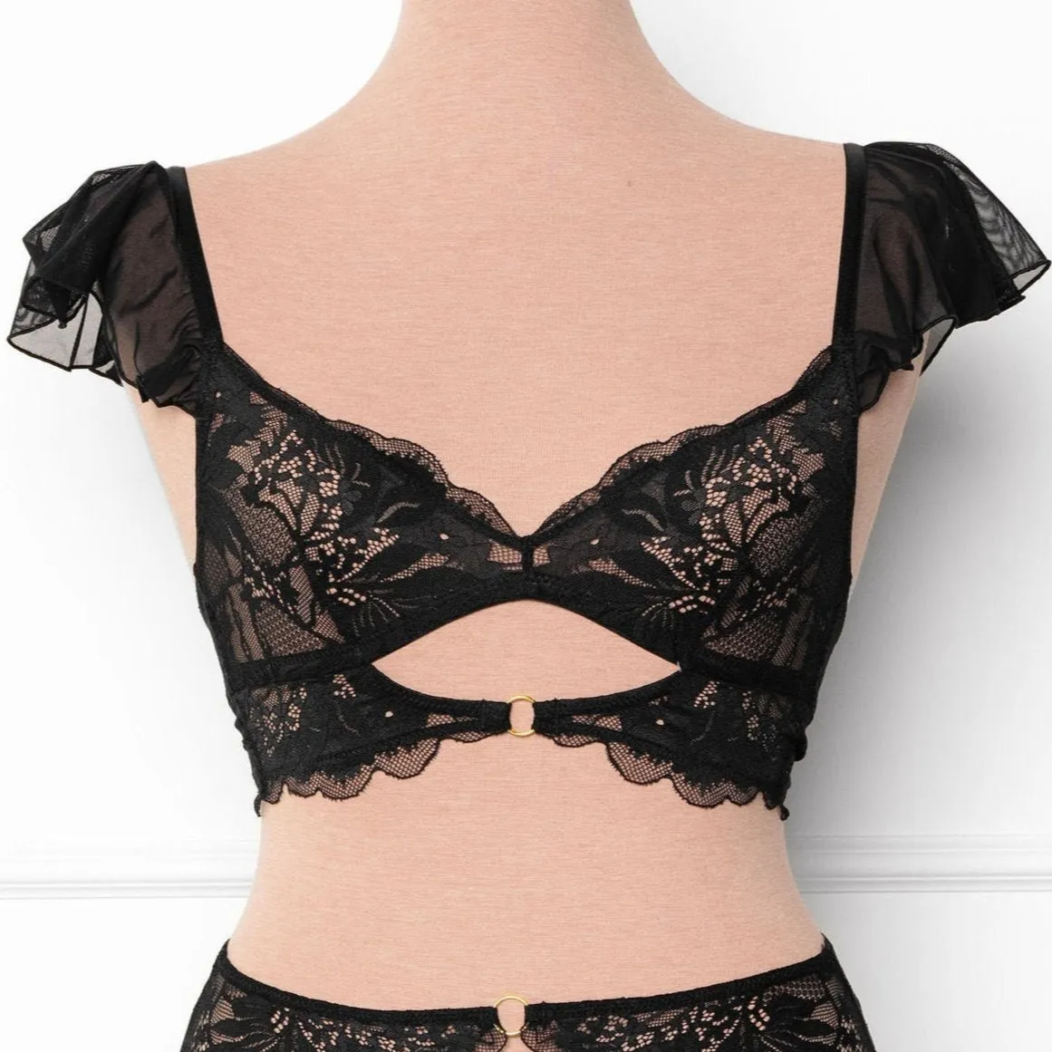 Lace & Mesh Keyhole Bralette - Black