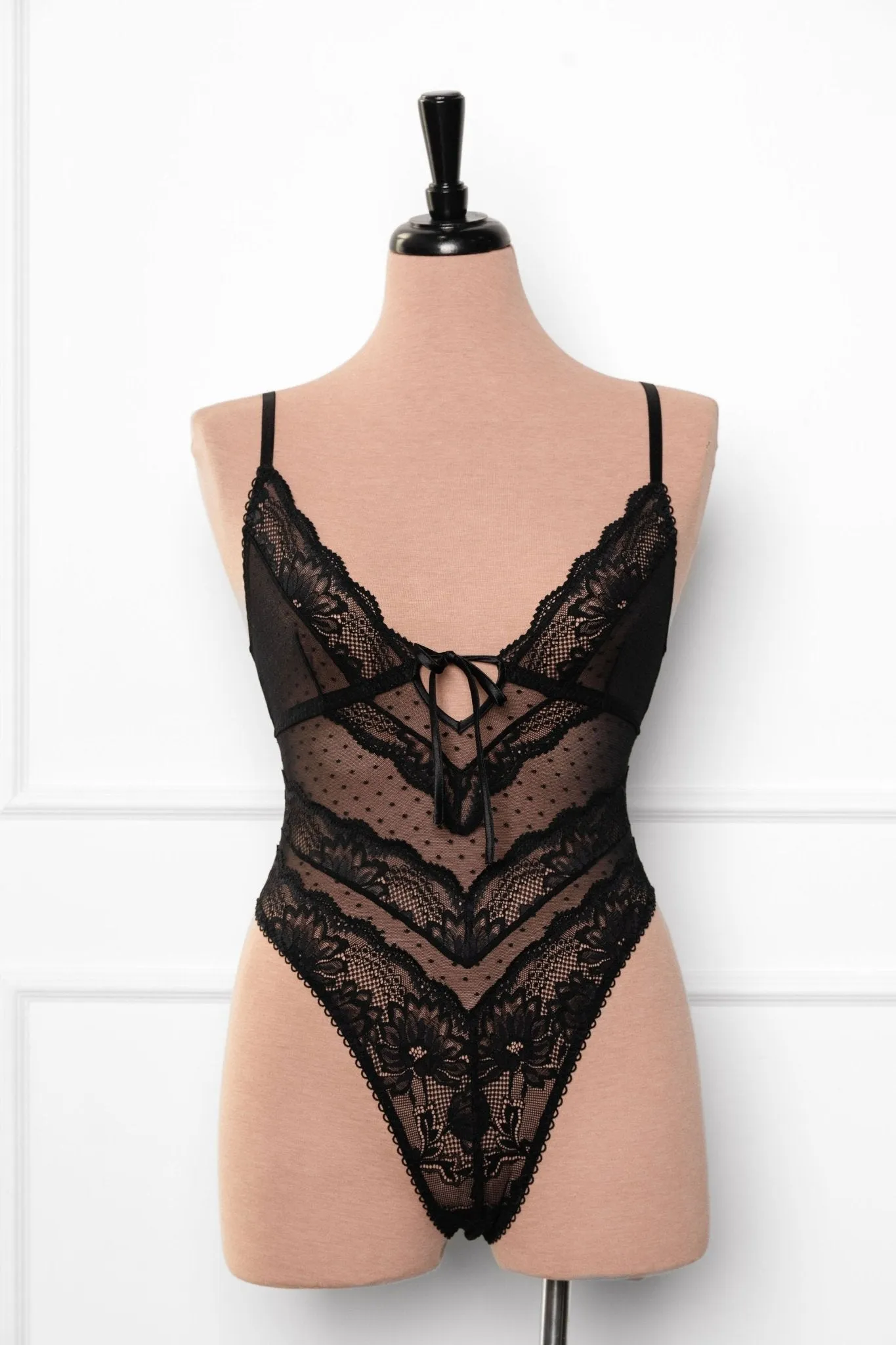 Lacy High Leg Crotchless Teddy - Black