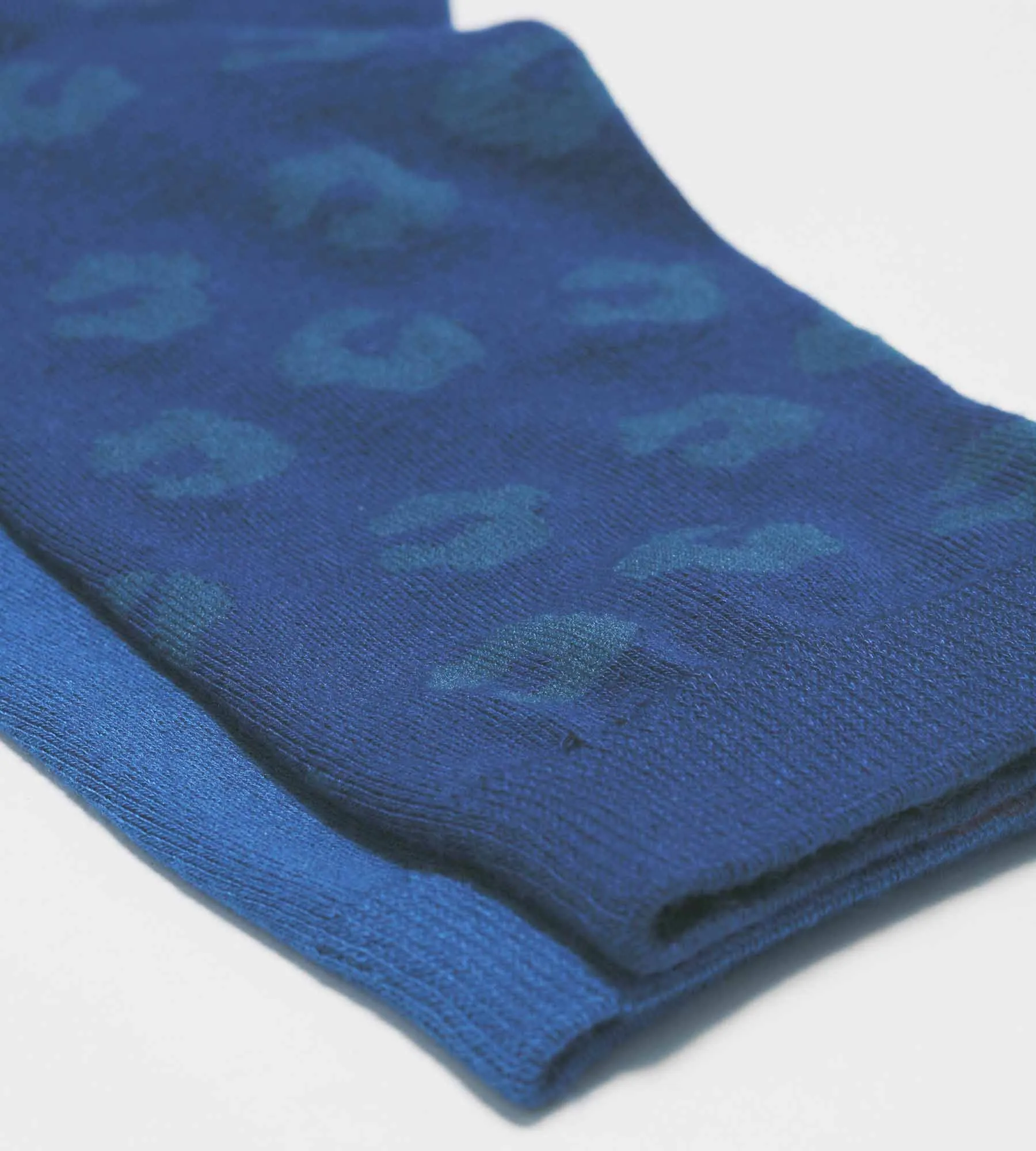 Pack of 2 pairs of women's viscose floral socks in Blue Dim Bamboo